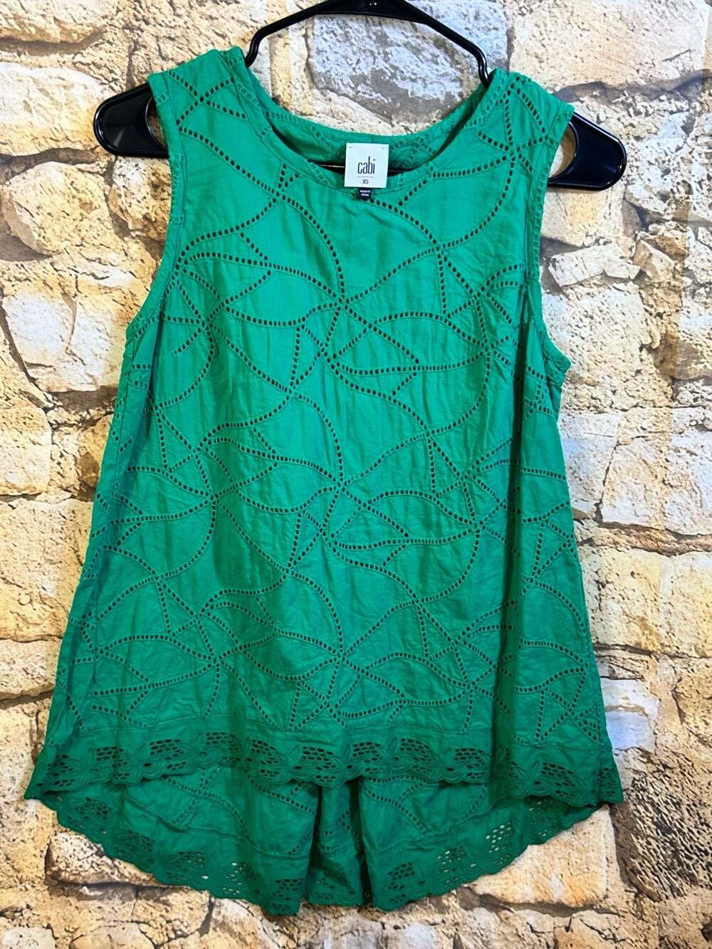 Cabi Gemma Eyelet Tank Top Size XS Green Cotton Sleeveless Blouse